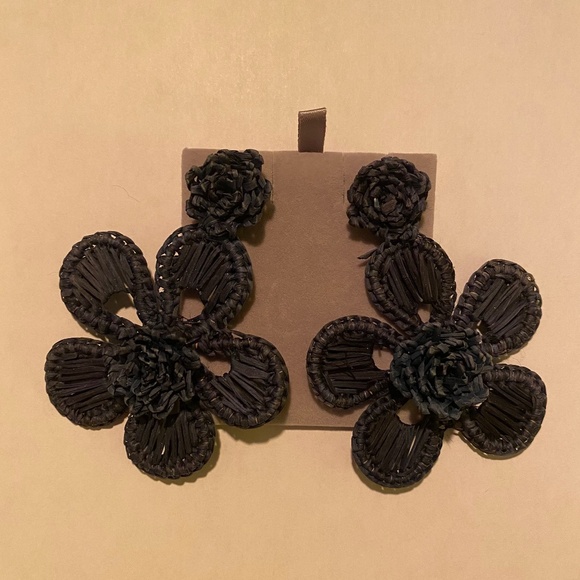 Navy Hibiscus Flower Iraca Palm Earrings - Picture 5 of 5